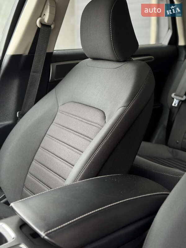 Седан Ford Fusion 2020 в Киеве