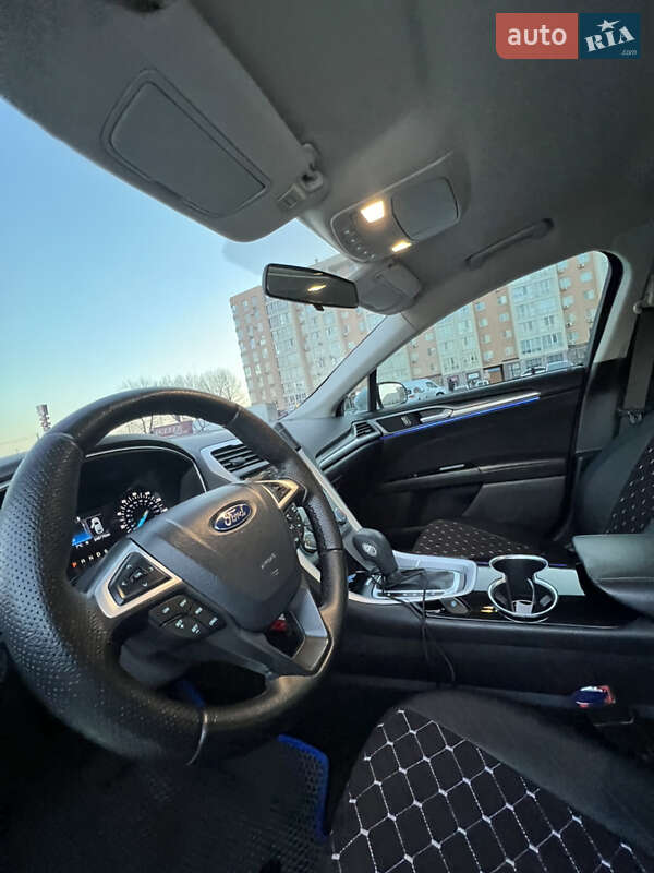 Седан Ford Fusion 2014 в Киеве фото 22 Седан Ford Fusion 2014 в Киеве