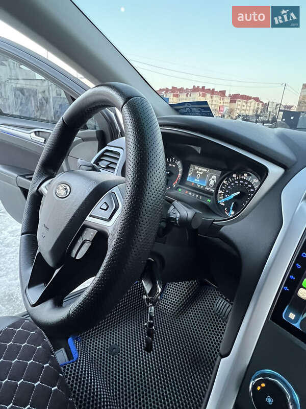 Седан Ford Fusion 2014 в Киеве фото 23 Седан Ford Fusion 2014 в Киеве