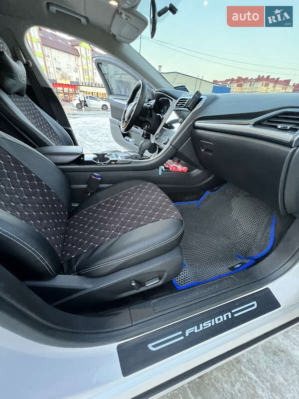 Седан Ford Fusion 2014 в Киеве фото 31 Седан Ford Fusion 2014 в Киеве