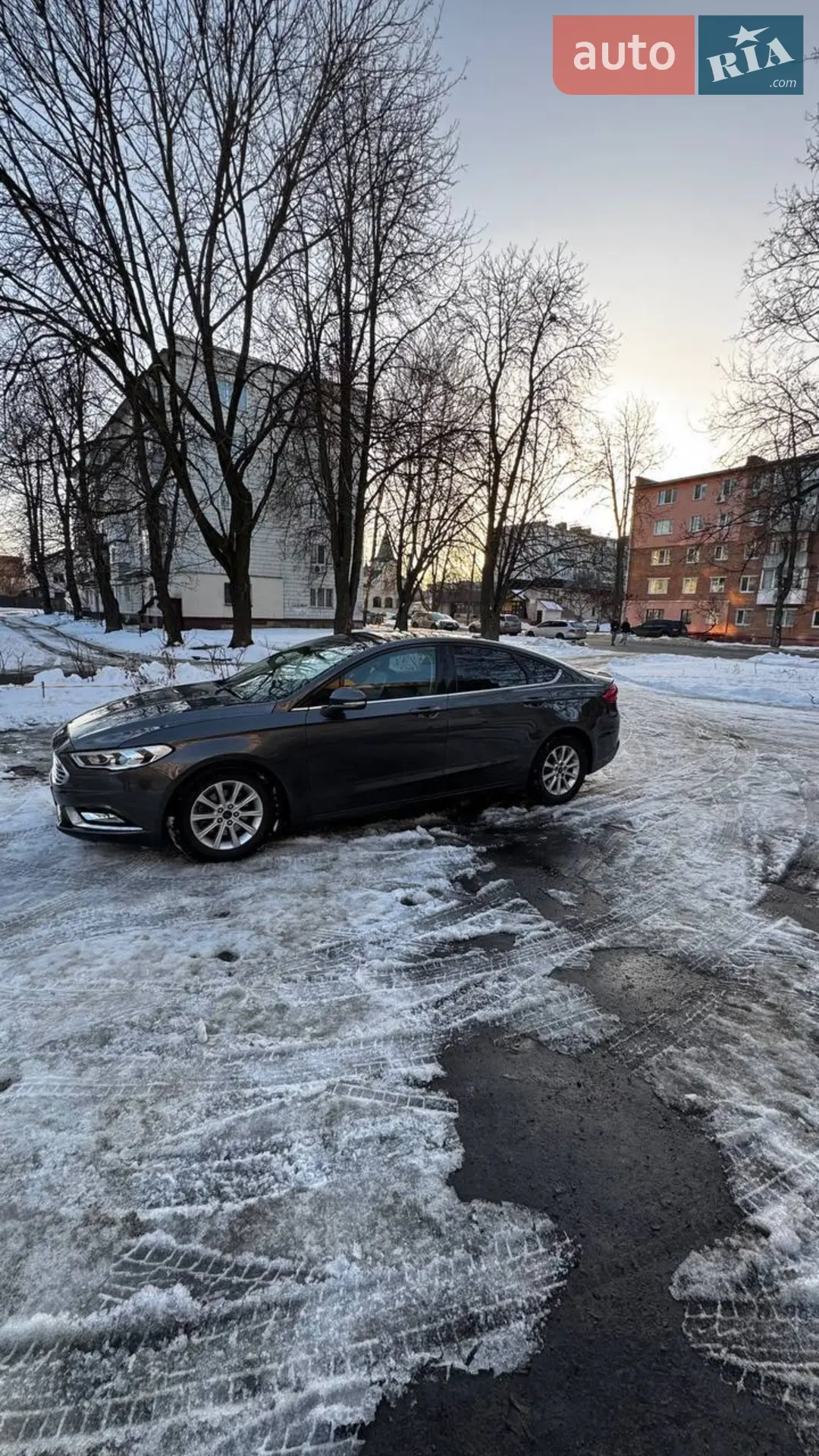 2017 Ford Fusion - мініатюра 16