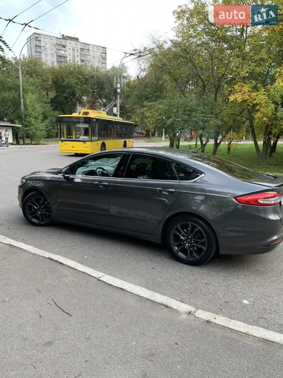 2017 Ford Fusion - мініатюра 19