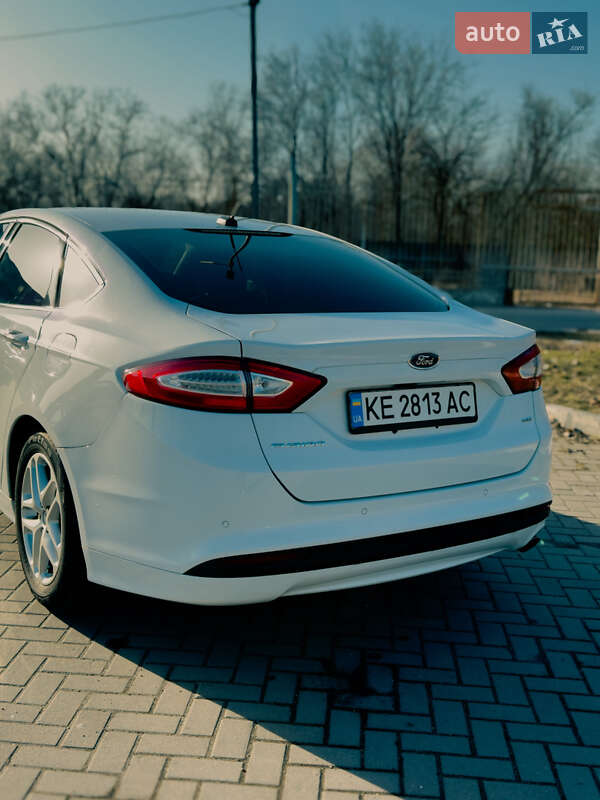 Седан Ford Fusion 2014 в Запорожье