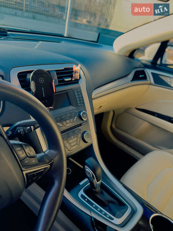 Седан Ford Fusion 2014 в Запорожье