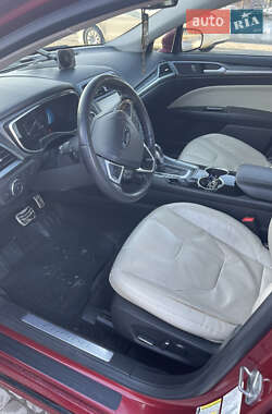 Седан Ford Fusion 2014 в Тернополі