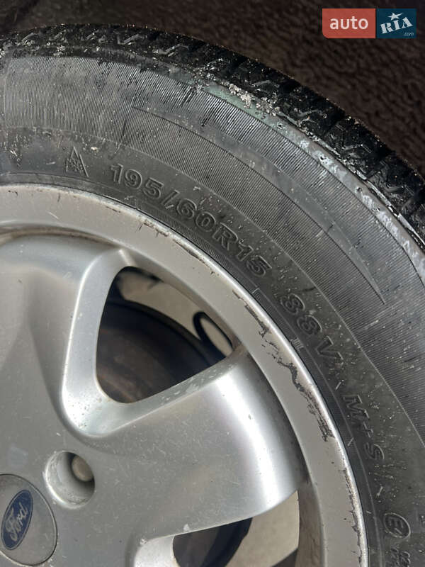 Хэтчбек Ford Fusion 2006 в Шостке