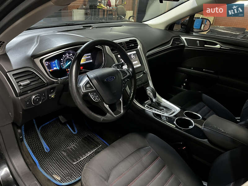 Седан Ford Fusion 2013 в Николаеве