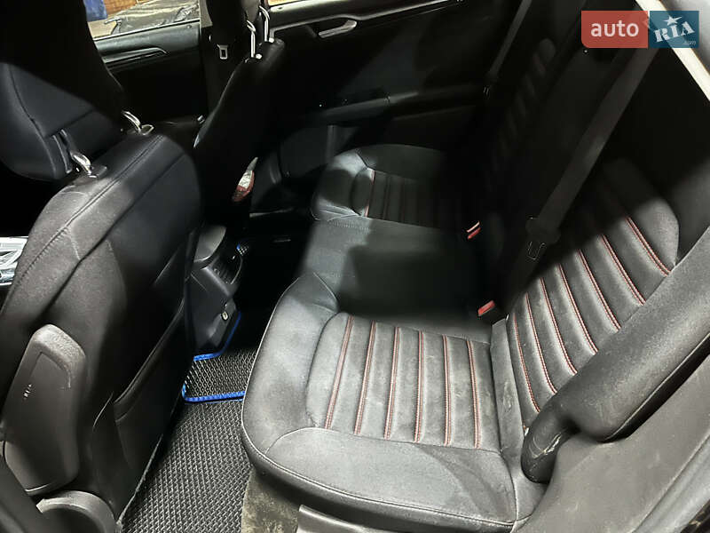 Седан Ford Fusion 2013 в Николаеве