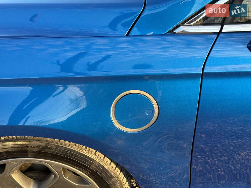 Седан Ford Fusion 2016 в Стрые