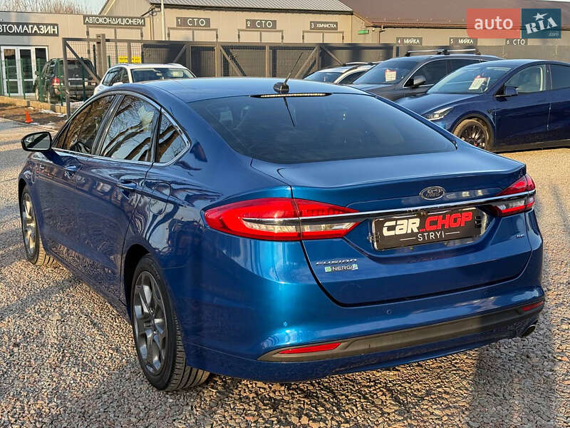 Седан Ford Fusion 2016 в Стрые