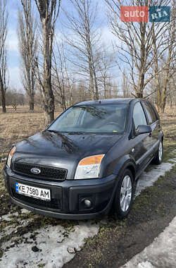 Хэтчбек Ford Fusion 2005 в Долинской