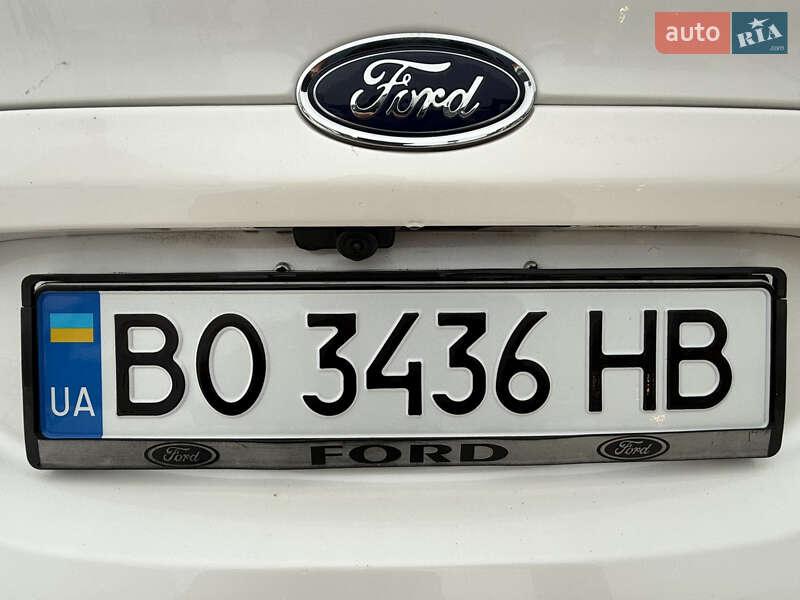 Седан Ford Fusion 2014 в Тернополе