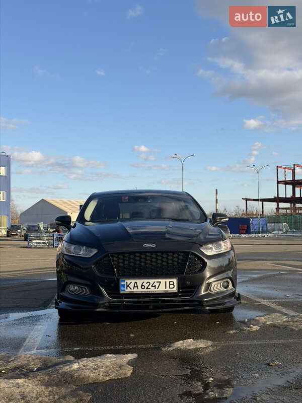 Седан Ford Fusion 2015 в Києві