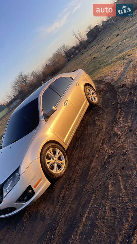 Седан Ford Fusion 2011 в Шептицькому