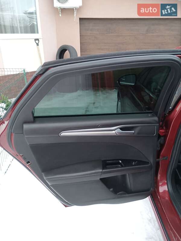 Седан Ford Fusion 2015 в Києві