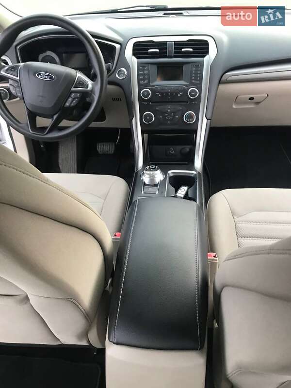 Седан Ford Fusion 2016 в Києві