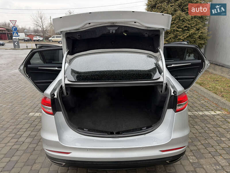 Седан Ford Fusion 2019 в Ивано-Франковске фото 32 Седан Ford Fusion 2019 в Ивано-Франковске