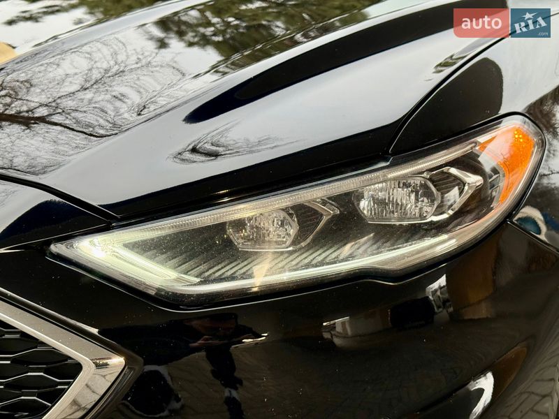 Седан Ford Fusion 2016 в Дніпрі