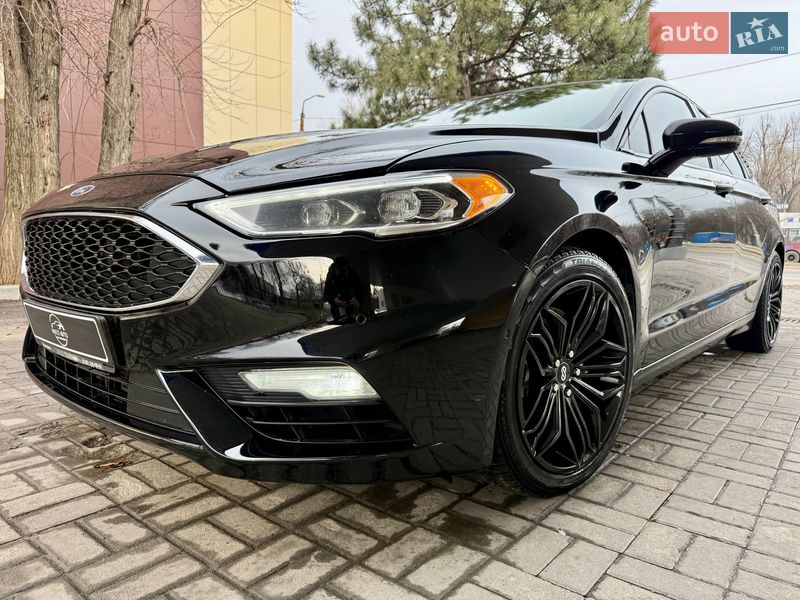 Седан Ford Fusion 2016 в Дніпрі