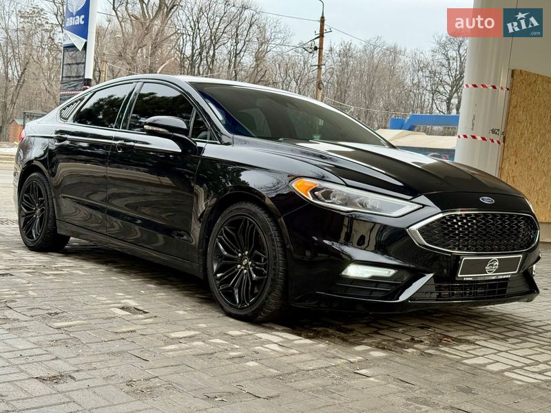 Седан Ford Fusion 2016 в Дніпрі
