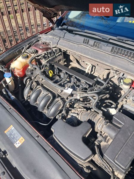 Седан Ford Fusion 2016 в Жовкве