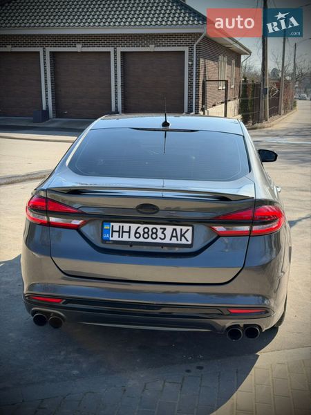 Седан Ford Fusion 2017 в Измаиле