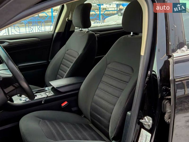 Седан Ford Fusion 2016 в Києві