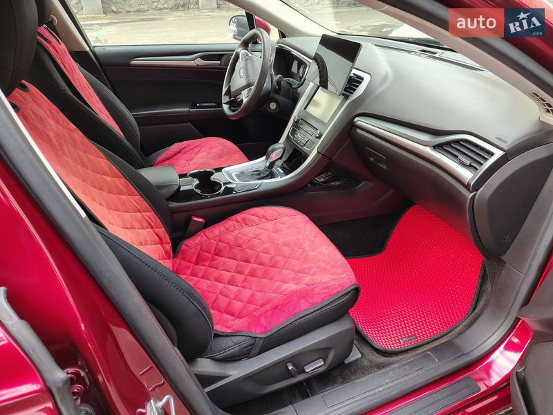 Седан Ford Fusion 2015 в Кодаках