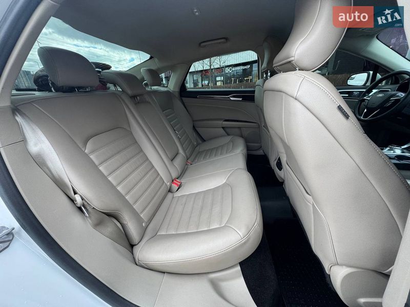 Седан Ford Fusion 2018 в Києві