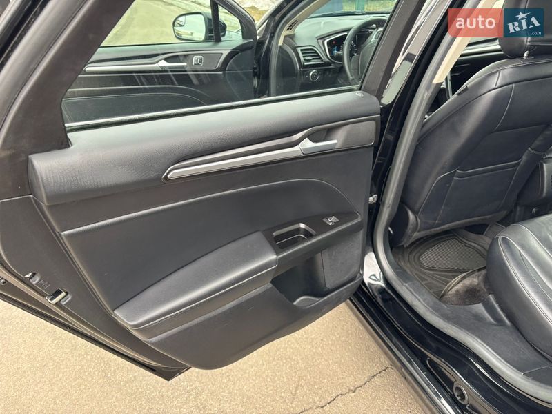 Седан Ford Fusion 2017 в Києві