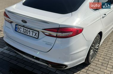 Седан Ford Fusion 2016 в Львове