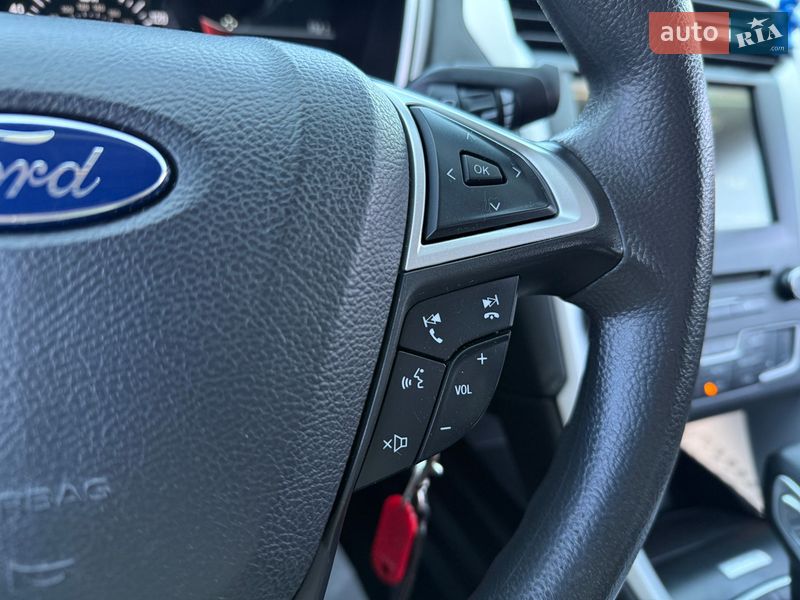 Седан Ford Fusion 2015 в Житомире