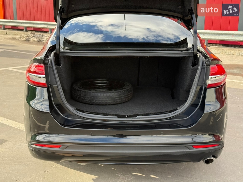 Седан Ford Fusion 2016 в Киеве