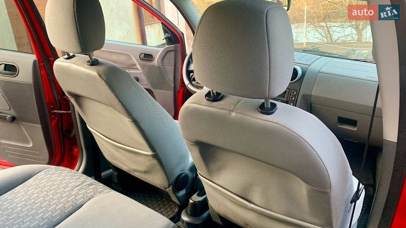 Хэтчбек Ford Fusion 2003 в Виннице