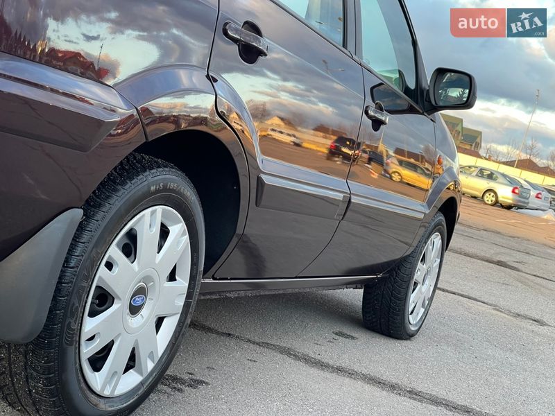 Хетчбек Ford Fusion 2012 в Вінниці