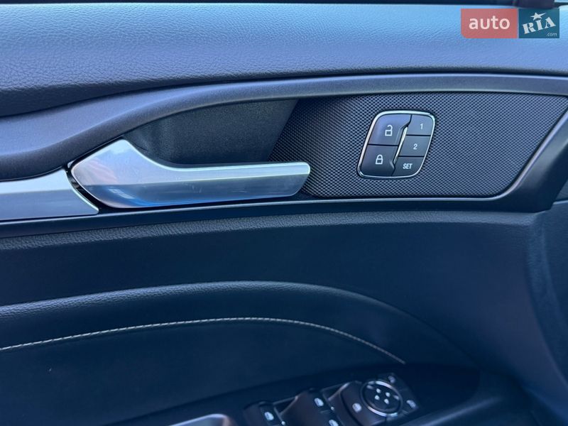 Седан Ford Fusion 2019 в Кривом Роге