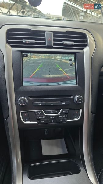 Седан Ford Fusion 2016 в Львові