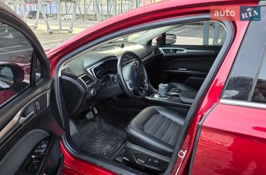 Седан Ford Fusion 2016 в Львове