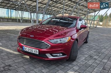 Седан Ford Fusion 2016 в Львові