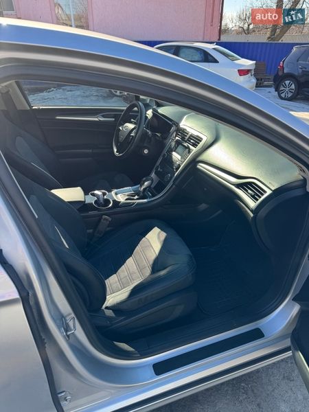 Седан Ford Fusion 2016 в Яготине