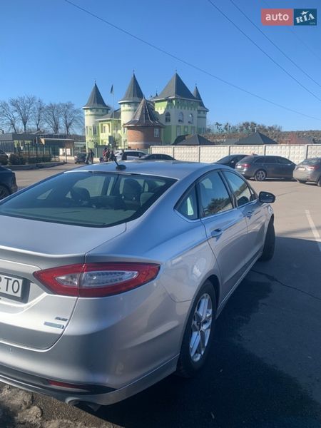 Седан Ford Fusion 2013 в Виннице