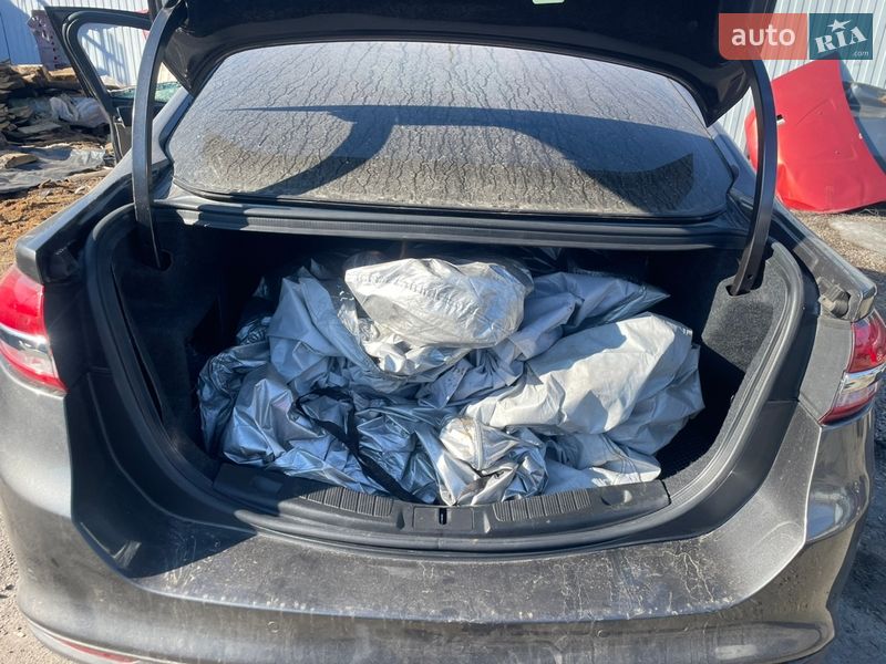 Седан Ford Fusion 2016 в Києві