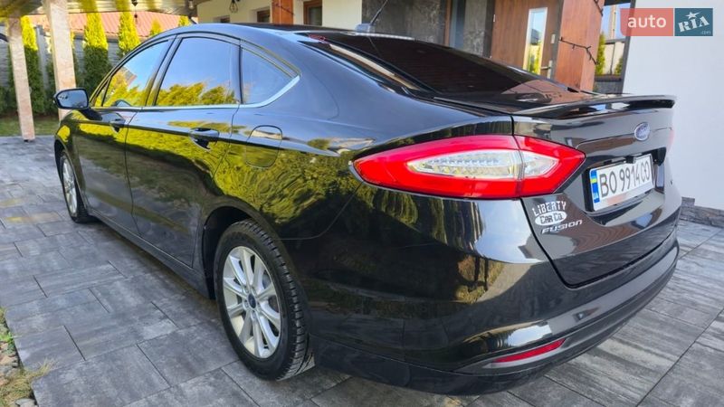 Седан Ford Fusion 2013 в Виннице