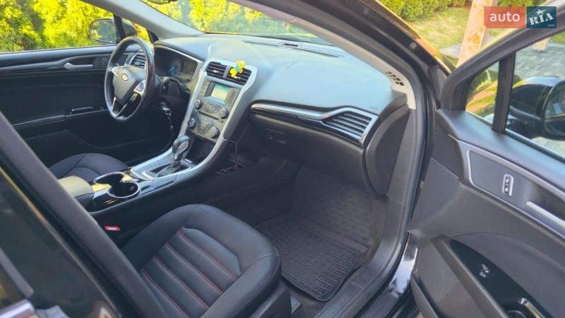 Седан Ford Fusion 2013 в Виннице