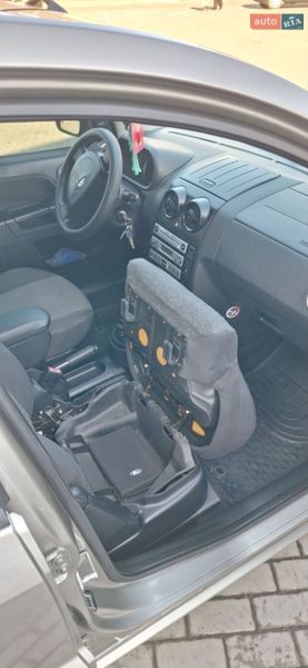 Хэтчбек Ford Fusion 2004 в Черкассах