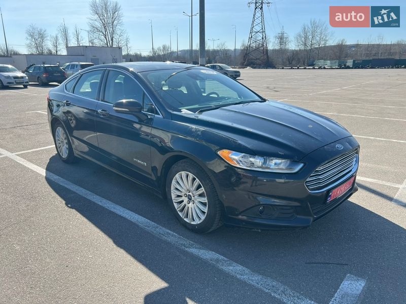 Седан Ford Fusion 2014 в Києві