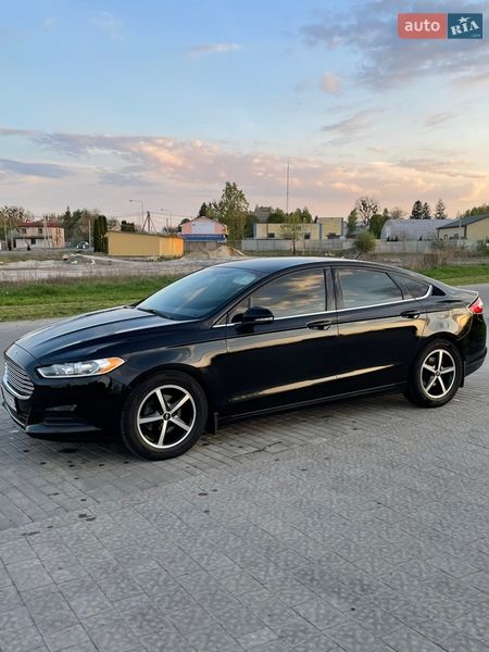 Седан Ford Fusion 2015 в Шептицькому