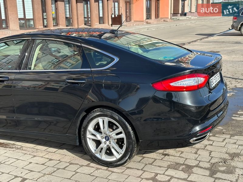 Седан Ford Fusion 2014 в Тернополе
