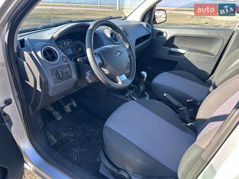 Хэтчбек Ford Fusion 2010 в Киеве