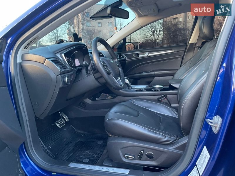 Седан Ford Fusion 2012 в Коломые